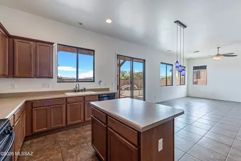 Kitchen - 161 E Sycamore View Rd, Vail, AZ 85641 photo 3 of 3