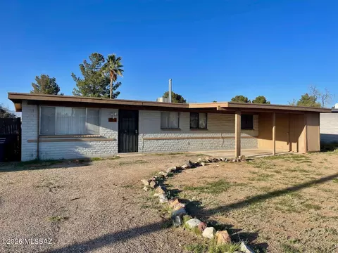 7711 E 45th St, Tucson, AZ 85730