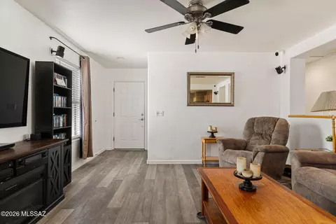 Entry Way - 3894 E Bright View St, Tucson, AZ 85706 photo 1 of 3