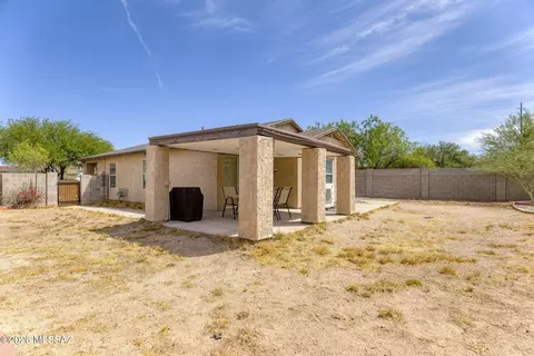 Exterior - 3894 E Bright View St, Tucson, AZ 85706 photo 9 of 11