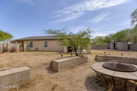 Exterior - 3894 E Bright View St, Tucson, AZ 85706 photo 8 of 11