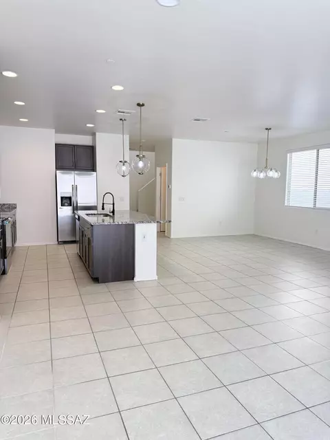 Kitchen - 14041 E Red Pine Pl, Vail, AZ 85641 photo 8 of 9