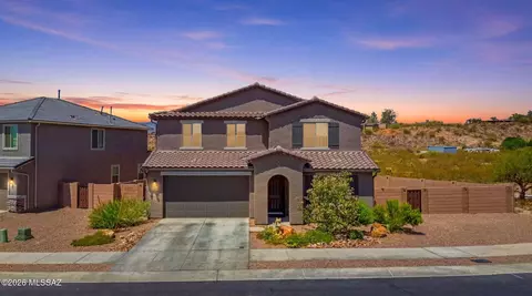 10295 S Rolling Water Dr, Vail, AZ 85641