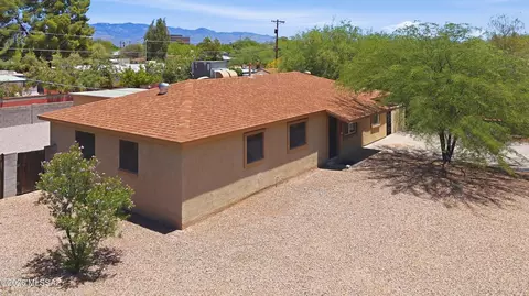 4873 E 17th St, Tucson, AZ 85711