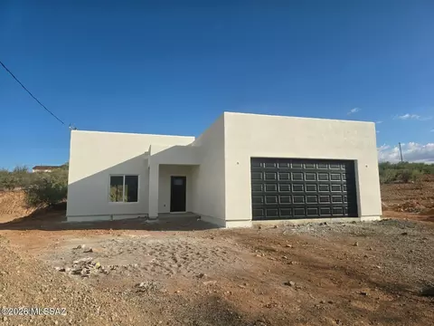 1826 Circulo Canada Rio, Rio Rico, AZ 85648