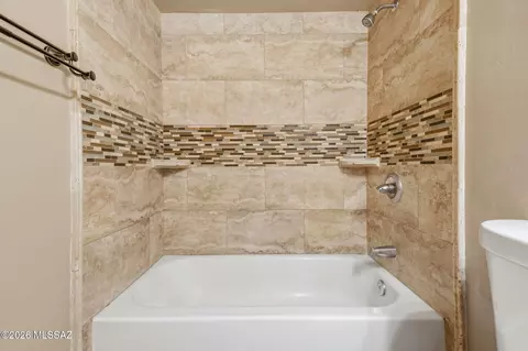 Bath - 7299 E Freestone Dr, Tucson, AZ 85730 photo 4 of 4