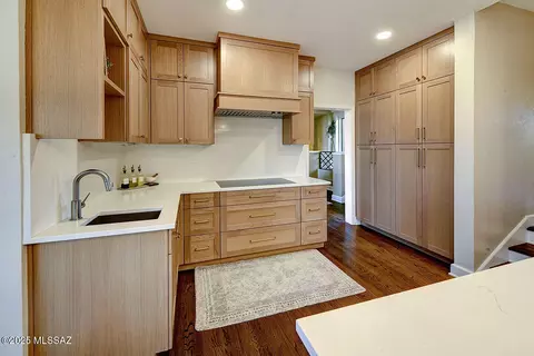 Kitchen - 3731 E Sumo Septimo, Tucson, AZ 85718 photo 4 of 5