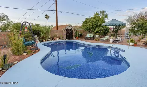208 W George Truit St, Corona De Tucson, AZ 85641