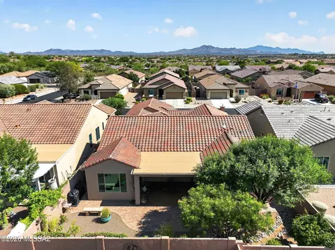 View/Area - 13745 E Poelstra St, Vail, AZ 85641 photo 2 of 13