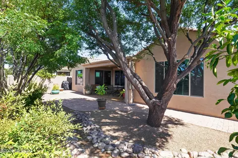 Exterior - 13745 E Poelstra St, Vail, AZ 85641 photo 3 of 8