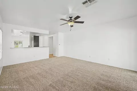 Living - 21626 E Frontier Rd, Red Rock, AZ 85145 photo 3 of 4