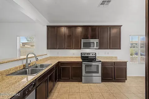 Kitchen - 21626 E Frontier Rd, Red Rock, AZ 85145 photo 2 of 2