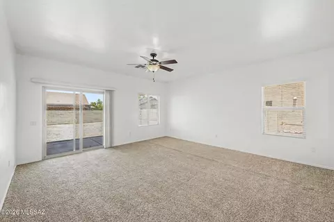 Living - 21626 E Frontier Rd, Red Rock, AZ 85145 photo 1 of 4