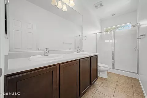 Bath - 21626 E Frontier Rd, Red Rock, AZ 85145 photo 1 of 2