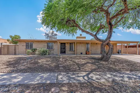 7220 E 42nd St, Tucson, AZ 85730