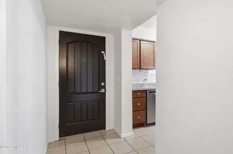 Entry Way - 660 E River Rd #W, Tucson, AZ 85704 photo 1 of 1