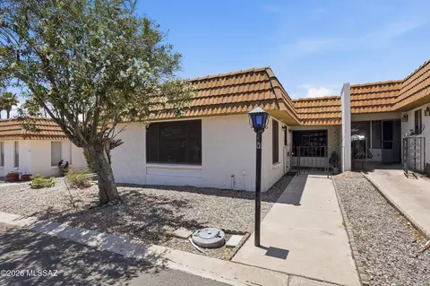 Exterior - 660 E River Rd #W, Tucson, AZ 85704 photo 2 of 4