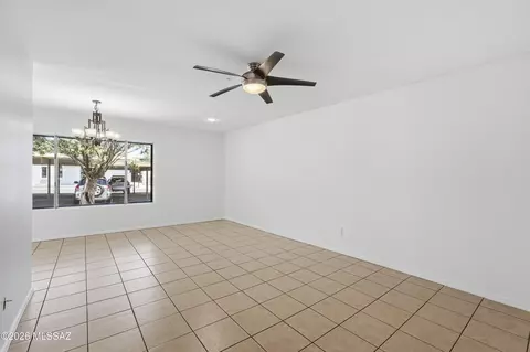 Living - 660 E River Rd #W, Tucson, AZ 85704 photo 1 of 5