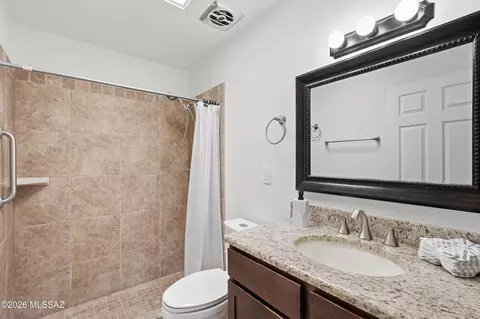 Bath - 660 E River Rd #W, Tucson, AZ 85704 photo 1 of 2