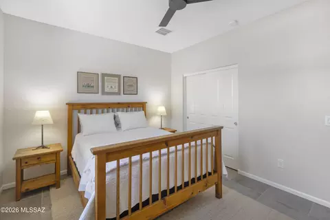 Bedroom - 59830 E Juniper Rd, Oracle, AZ 85623 photo 5 of 6
