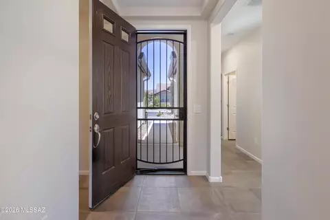 Entry Way - 59830 E Juniper Rd, Oracle, AZ 85623 photo 3 of 4