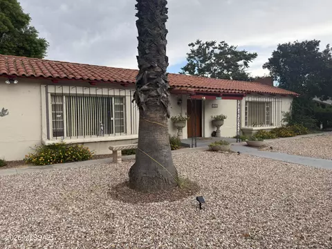 1025 N Bankerd Ave, Nogales, AZ 85621