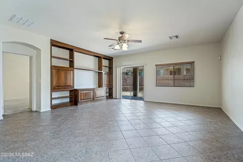 Living - 12850 E Red Iron Trl, Vail, AZ 85641 photo 2 of 3