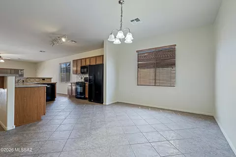 Dining - 12850 E Red Iron Trl, Vail, AZ 85641 photo 2 of 2