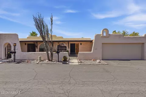 285 S Kolb Rd #12, Tucson, AZ 85710