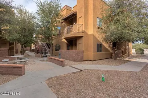 2018 E River Rd #102, Tucson, AZ 85718