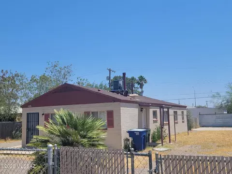 2518-2520 E Cameron Vis, Tucson, AZ 85713