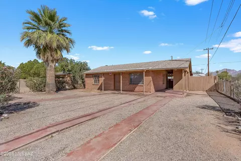 945 E Prince Rd, Tucson, AZ 85719