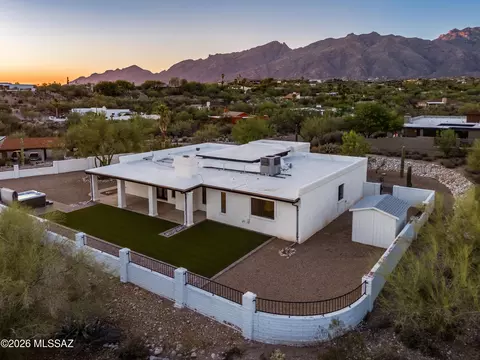 4554 N Avenida Del Cazador, Tucson, AZ 85718