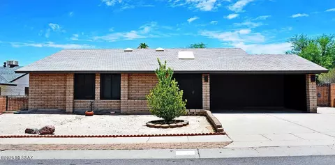 3290 W Green Ridge Dr, Tucson, AZ 85741