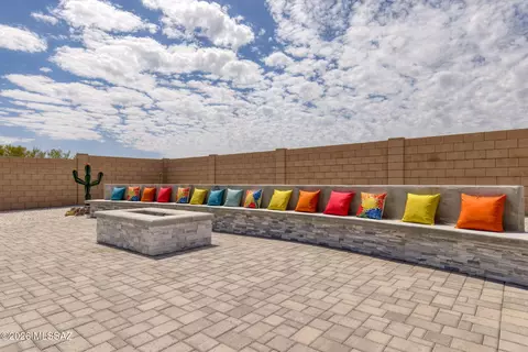 Exterior - 3324 E Wet Sand Pl, Vail, AZ 85641 photo 3 of 14