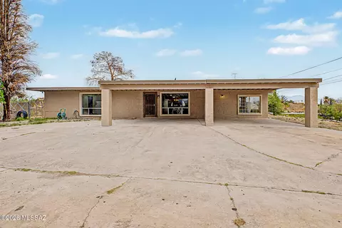 1064 N Mahen Rd, Nogales, AZ 85621
