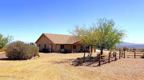 1206 W Arroyo Vista Dr, Benson, AZ 85602
