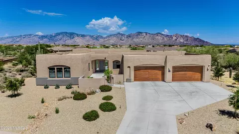12420 N Carpas Wash Dr, Marana, AZ 85658
