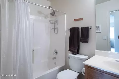 Bath - 9945 E Apache Rain Dr, Tucson, AZ 85748 photo 1 of 2