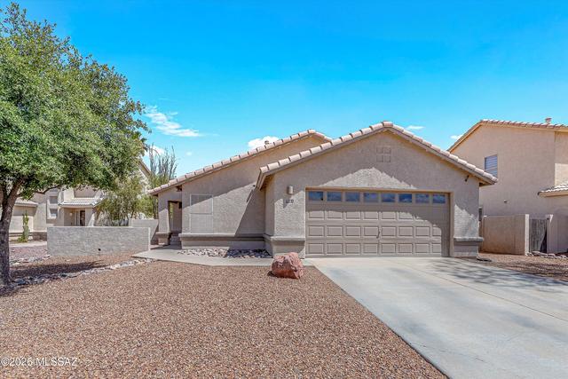 7101 W Amarante Dr, Tucson, AZ 85743