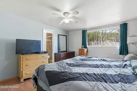 Bedroom - 6989 E Casey Pl, Tucson, AZ 85730 photo 4 of 6