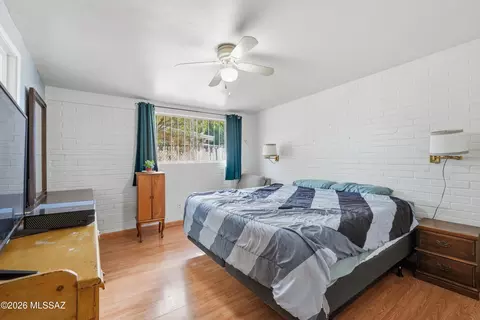 Bedroom - 6989 E Casey Pl, Tucson, AZ 85730 photo 1 of 6