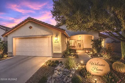 2550 W Tom Watson Dr, Tucson, AZ 85742