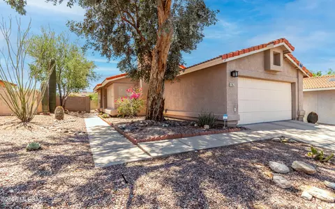 5361 W Wood Owl Dr, Tucson, AZ 85742