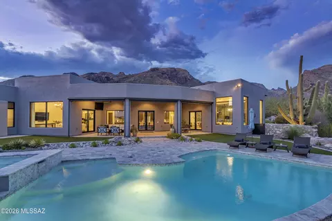 7993 N Pima Village Ct, Tucson, AZ 85718