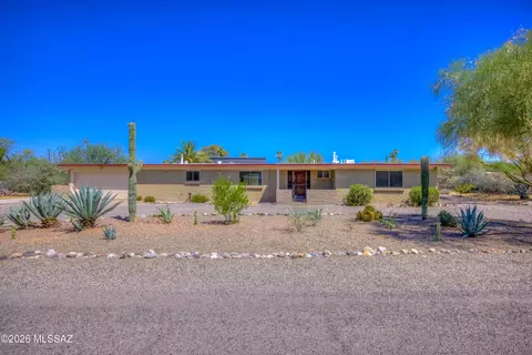 1330 W San Lucas Dr, Tucson, AZ 85704