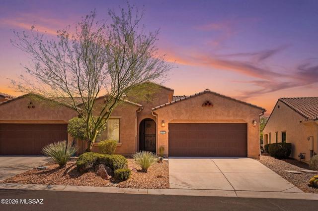 1045 N Echo Ranch Dr, Green Valley, AZ 85614
