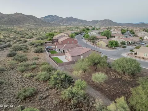 16979 S Mesa Shadows Dr, Vail, AZ 85641