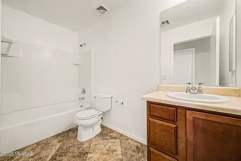 Bath - 5076 E Fishhook Ct, Tucson, AZ 85756 photo 2 of 2