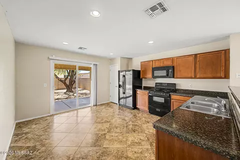 5076 E Fishhook Ct, Tucson, AZ 85756 photo 5